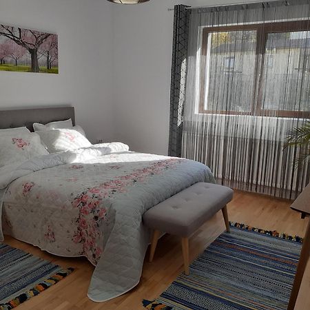 R-House Apartment Brasov Exterior photo